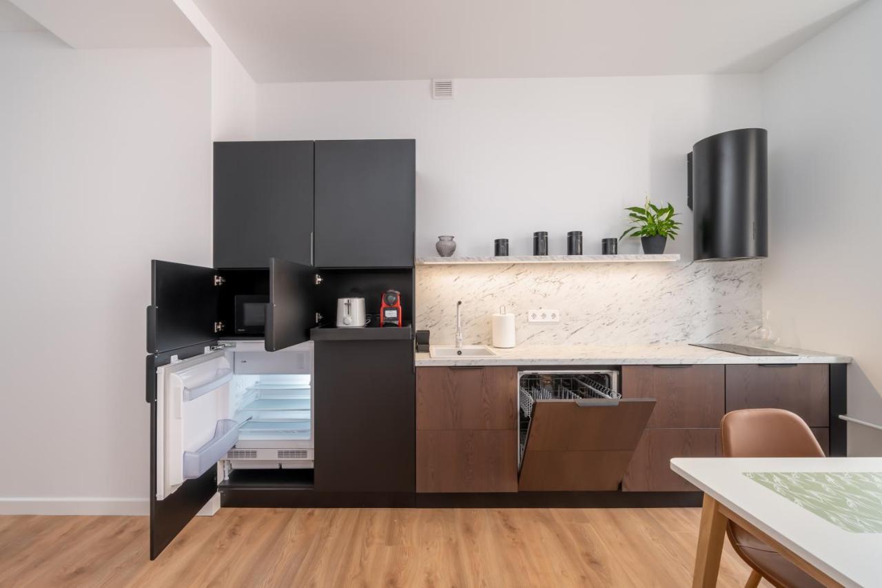 Spacious 1-Bedroom Apartment In The Heart Of Old Town Riga Ngoại thất bức ảnh