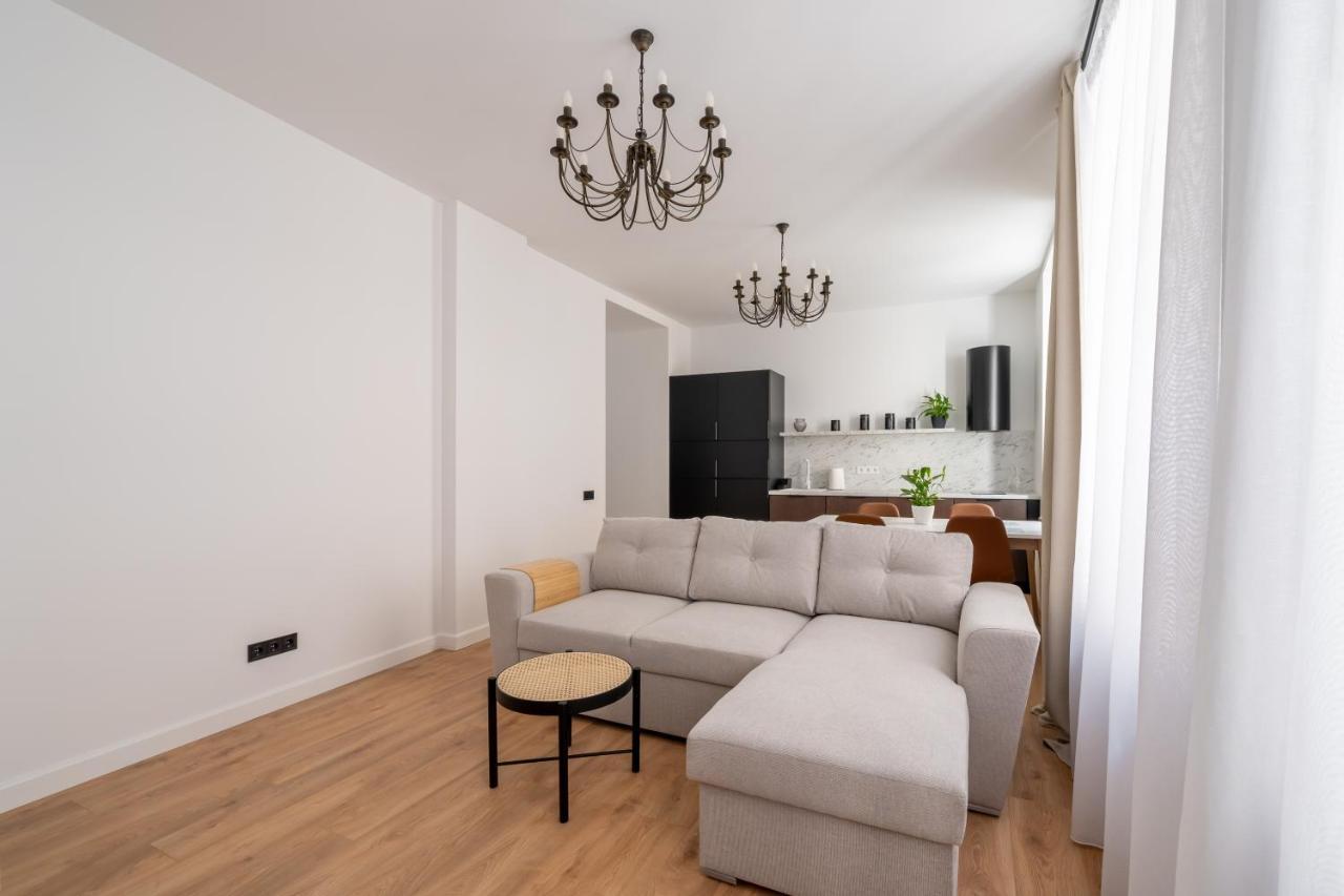 Spacious 1-Bedroom Apartment In The Heart Of Old Town Riga Ngoại thất bức ảnh
