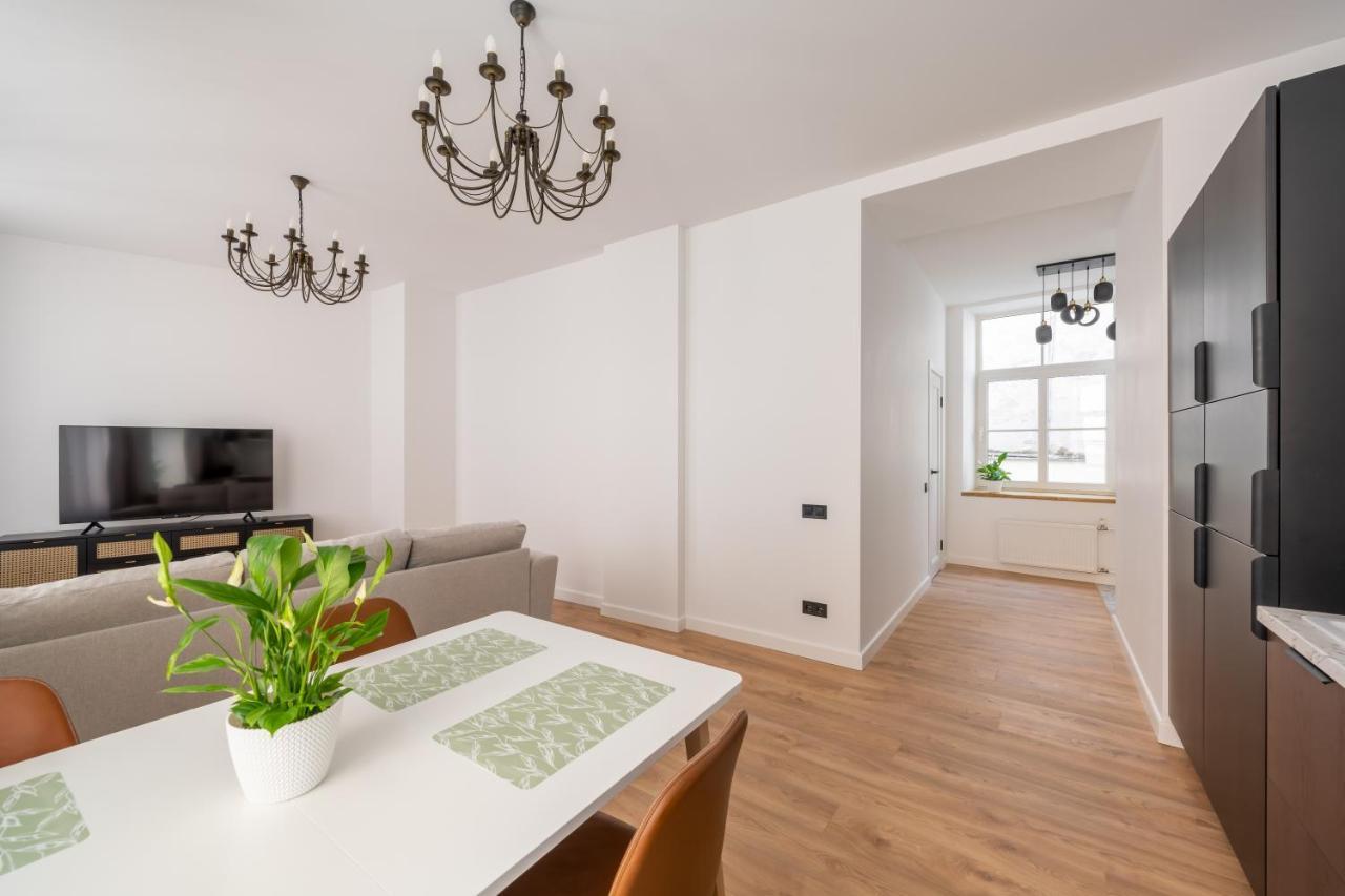 Spacious 1-Bedroom Apartment In The Heart Of Old Town Riga Ngoại thất bức ảnh